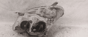Przod przednia lampa prawa toyota corolla verso 2 3