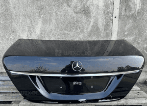 Klapa bagaznika tyl tylna mercedes s-klasa W222 1