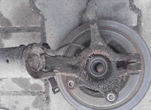 Dacia Logan I zwrotnica piasta przód przednia lewa 1.5 DCI 1