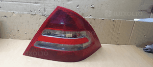 Lampa prawa tylna prawy tył Mercedes W203 Sedan 1