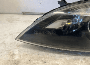 Volvo V40 1.6 D2 14- lampa lewy przód 31420009 uk 2