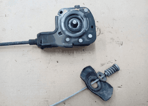 Citroen C4 Picasso I wieszak kola zapasowego mocowanie 1