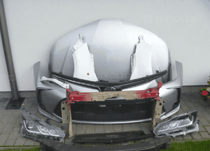 Toyota corolla E21 sedan atrapa zderzaka znaczek oryginał 15