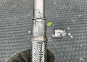 Rurka 06B145735A 06B121497B Przewod Oleju Smarowania Turbo Turbiny 1.8 T Audi A4 B6 B7 VW 7