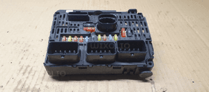Moduł BSI skrzynka bezpieczników Peugeot 407 9661682680 2