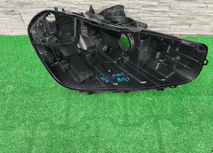 Obudowa puszka lampy led bmw 1 F40 prawa 1