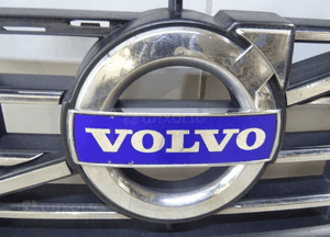 VOLVO V70 III LIFT GRILL ATRAPA CHŁODNICY POD RADAR 31383596 LLU 4