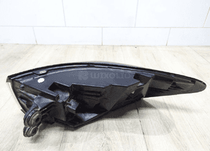 Lampa lewy tył volkswagen ID4 11A945095 6