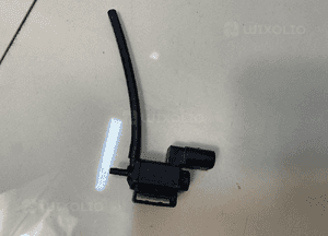 Audi volkswagen zawór podciśnienia 037906283C 2