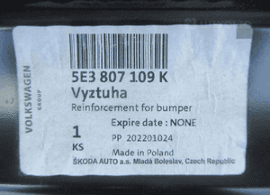 Belka zderzaka przód przednia skoda octavia iv 4 5E3807109K 2019- 11