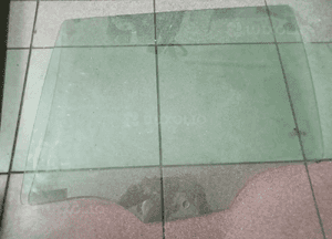 szyba lewa tył octavia 2 kombi 1