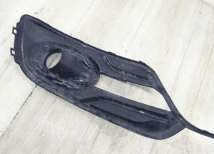 Kratka zderzaka lewa megane iii lift 261A32193R 5