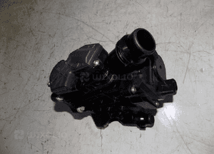 Bmw 3 G20 G21 330e moduł obudowa termostatu 8642560 4