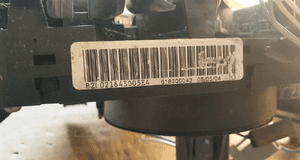 Przełącznik kolumny kierowniczej Renault Megane 61835909 4