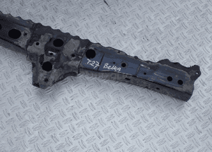 BELKA PAS GÓRNY PRZEDNI TOYOTA AVENSIS T27 2