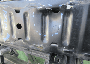 Pas przedni przód wzmocnienie belka zderzaka ford fiesta MK8 2017- 12