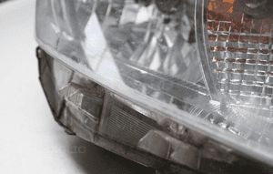 Lampa prawa przednia prawy przód TOYOTA YARIS III 2011-2014 3