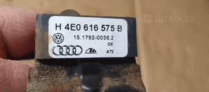 Czujnik przyspieszenia Audi A8 D3 3D0907651 4E0616575B 6