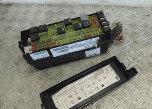 DISCOVERY IV SKRZYNKA BEZPIECZNIKÓW CH22-14290-ARB 2