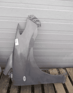 Mazda 5 lift błotnik prawy przód przedni  26X 1