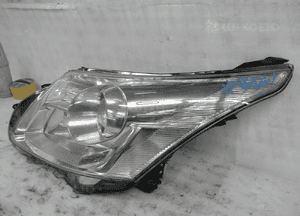 Toyota avensis T27 09-12 lampa przednia lewa lewy przód 2