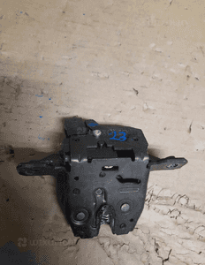 Opel adam zamek klapy bagaznika tyl 13587646 3