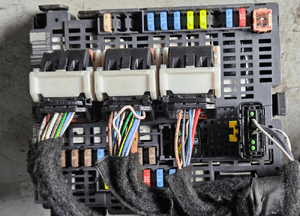 Peugeot 3008 5008 308 Citroen  C4 moduł sterownik BSM Z05 9807091980 1