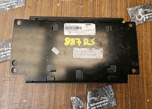 Wzmacniacz BOSE 8E5035223A Głosników Subwoofer Radio Amplituner AUDI A4 B6 B7 7