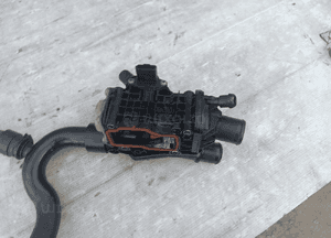 Peugeot citroen 2.0 hdi termostat obudowa termostatu 9849443980 3