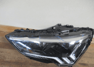 Lampa przód przednia lewa audi Q3 ii full led 83A941035C 2018 6