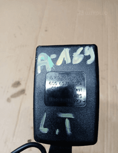 Zapinka pasa lewy tył tylna lewa Mercedes W169 1698603669 2