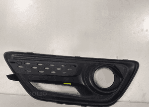 Kratka atrapa prawa zderzak przód renault captur i 1 620740754R cała 3
