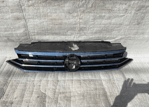 Vw passat B8 r-line 3G0 atrapa grill 1