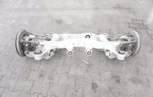 Belka zawieszenia tył bmw 6 E63 E64 4.4 645 ci 3