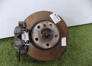 BMW 3 F30, F31 Zwrotnica Przednia - Prawa - 4654 1