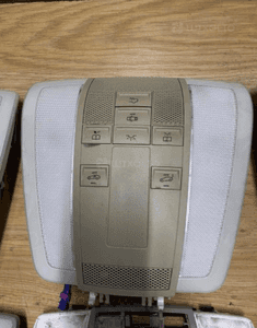 Mercedes e 207 e 212 lampka podsufitki dachowa pod szyber i bez 4