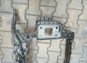Fiat Grande Punto pas przedni wzmocnienie przód 4