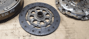 Sprzęgło dwumas koło dwumasowe BMW E81 E90 1.6i 1.8i 2.0i 7560876 7567842 4