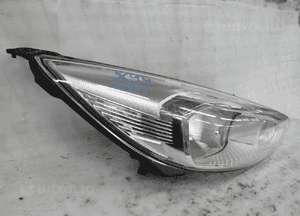 Ford focus MK3 lift zwykła idealna lampa przednia prawa 4