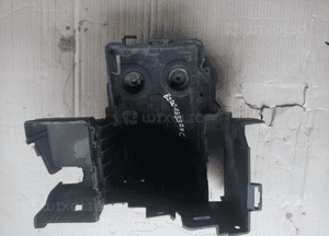 podstawa akumulatora laguna 2 1.9 dci 8200183327c