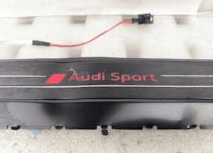 Audi e-tron gt listwa progowa 4J3947415 3