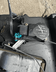 MERCEDES ML 163 belka nagrzewnica wiązka  lift  wentylator rezystor silniczek ciepło zimno cięgno 2