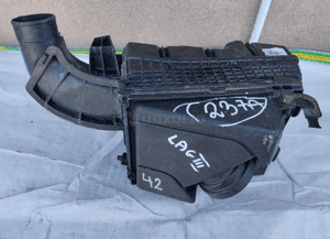 Obudowa filtra powietrza renault laguna iii 3 2.0 dci 1
