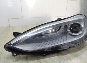 Tesla model s lampa lewa przód 6005910-00-C 2
