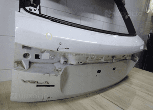 LAND ROVER VELAR KLAPA TYŁ TYLNA J8A2-40010-B 5