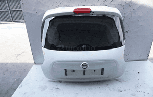 Klapa bagażnika tył nissan juke i F15 326