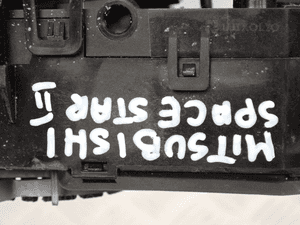 PRZEŁĄCZNIK ZESPOLONY MANETKI HYUNDSI I40, MITSUBISHI SPACE STAR II, KIA CEED II, KIA RIO, PEUGEOT 208, AUDI A6 C7, RENAULT CLIO IV, DACIA 4