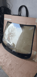Szyba czołowa przód przednia VW Golf V Plus 2