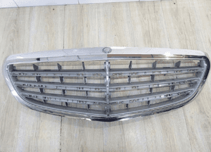 chrom ATRAPA GRILL MERCEDES w205 a2058801583 1