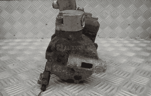 SPRĘŻARKA KLIMATYZACJI AUDI A4 B8  8K0260805L 3